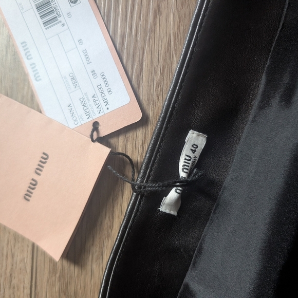NWT Miu Miu | Black Nappa Leather Scallop Mini Skirt IT40 US4 (MPD632) - Picture 8 of 13